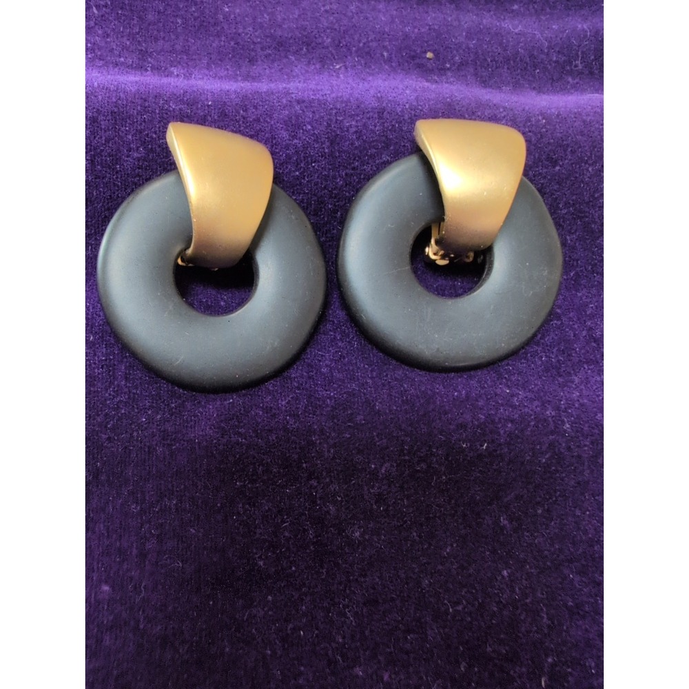 Vintage Norma Jean door knocker clip-on earrings Mid-Century Matt Gold Matte Blk